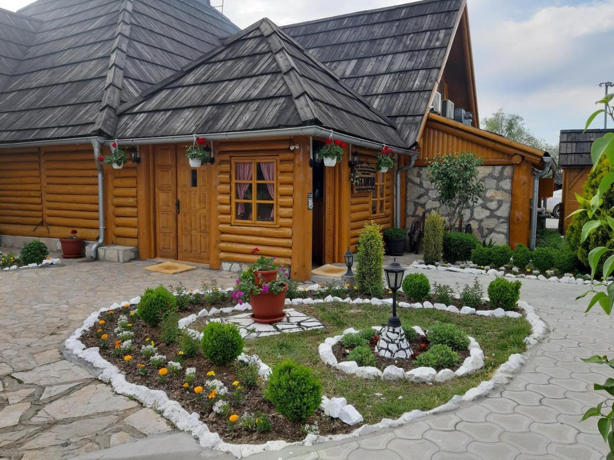 Etno Selo Moravski Konaci Velika Plana Exteriér fotografie